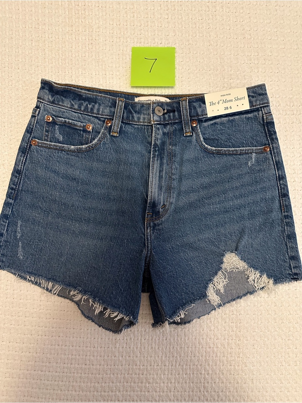 NWT Abercrombie & Fitch High-Waist 4” Mom Denim Shorts